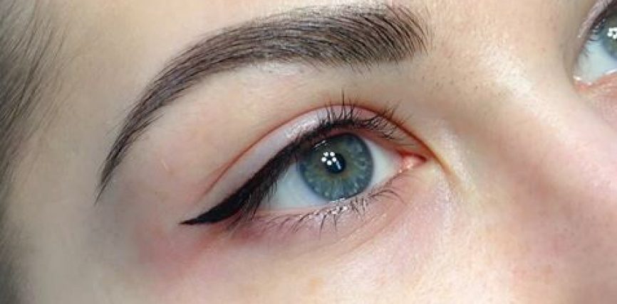 Pour des sourcils de rêve : optez pour le maquillage semi-permanent