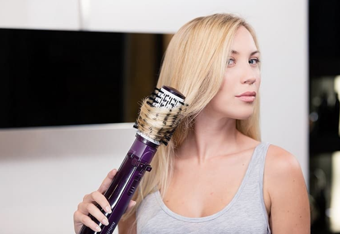 Choisir une brosse soufflante en fonction de la nature de ses cheveux 